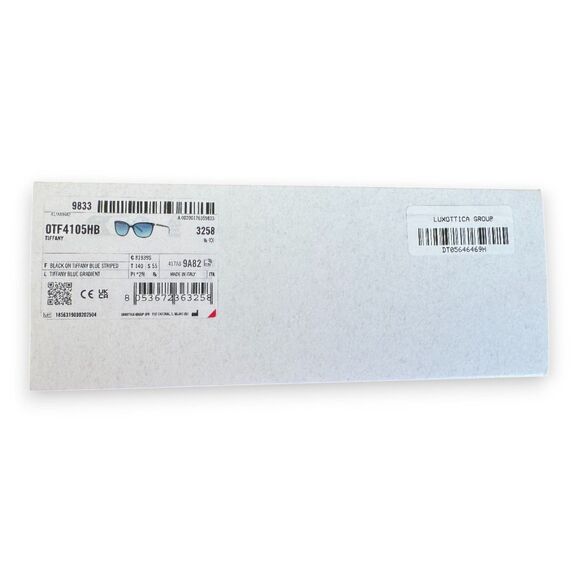 Tiffany & Co Cat Eye Sunglasses Blue Gradient Lens Black Frame TF4105HB NIB - Picture 7 of 7